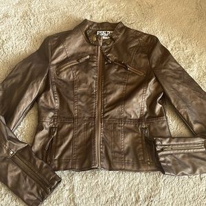 WET SEAL( HEAVYWEIGHT) BEAUTIFUL BRONZE VEGAN LEATHER MOTO JACKET Sz S
